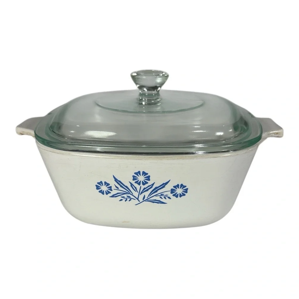 Vintage Corning Ware Blue Cornflower P-1 1/2-B 1.5 QT Square Casserole w/ Lid